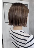 クラシカ(classika)&nbsp;切りっぱなしボブ×透明感チョコレートカラー♪