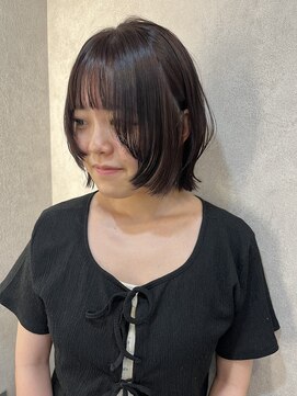 アーサス バイ ヘッドライト 三島店(ursus by HEADLIGHT) レイヤーボブ