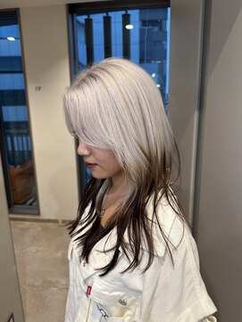 モニカ 原宿店(MONIQA) ホワイトルーツカラー