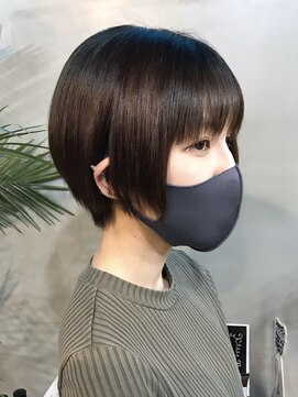 バングありマッシュショート