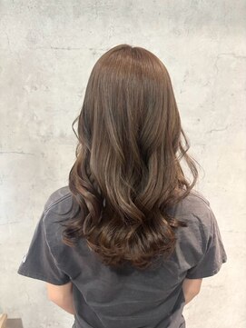 アフィナー(Afinar) 【横浜駅/横浜西口】 アッシュベージュ