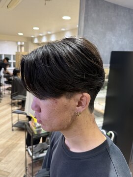 曲がる縮毛矯正専門店 バイ レイズ 名駅(曲がる縮毛矯正専門店 by RAYS) 名古屋ニュアンスパーマセンターパート