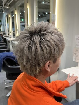 ステージレコ(stage Reco) ハイトーン×束感ショート