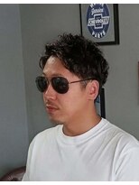 バーバーグリッチ(BARBER GLITCH) ツーブロック×ツイスパ