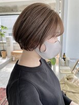 スー 自由が丘(suu)&nbsp;くびれショートイルミナカラー丸みショート前下がりショートボブ
