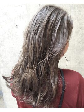 ローグ(LOGUE) 【LOGUE】外国人風グレージュ