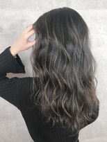 アンダーバーホワイト 天王寺阿倍野店(_WHITE)&nbsp;外国人風ハイライト_グレージュ_モノトーンアッシュ_セミディ