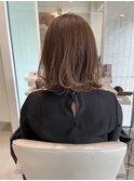 グレージュ イルミナカラー 外ハネ