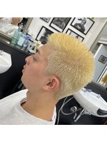 ザ フェイダーズ(The Faderz) ハイライト束感ツーブロックマッシュスキンフェード波巻き