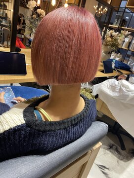 ディグニフ(DIGNIF) 切りっぱなしボブ