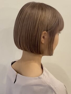 ザザ シンジュク(ZA/ZA shinjuku) 大人耳掛けボブ