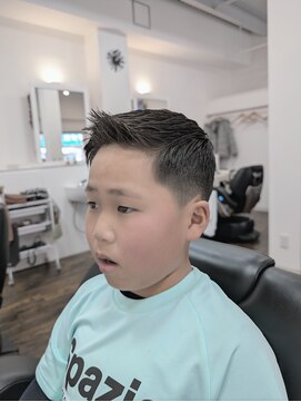 バーバー ダブル(BARBER W) フェード/フェザーアップ/アップバング/バーバースタイル/刈上げ