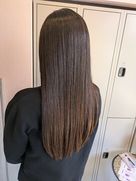 トゥーリ 二日市店(tuuli) 大人綺麗ロングスタイル