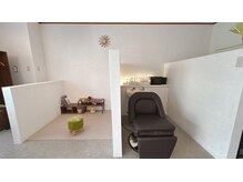 施術中よく見えるキッズスペース