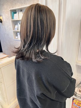 福山美容室caaryアンブレラカラーブリーチレイヤーミディ30代