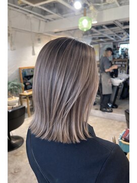 ロア インターナショナル 新宿店(LoA International) 【LoA】ラベンダーグレージュバレイヤージュミルクティベージュ