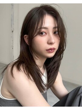 ネイト(Neit) レイヤーカットグレージュカラー