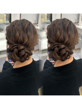 ヘアセットアリエス(aries) サイドアップ