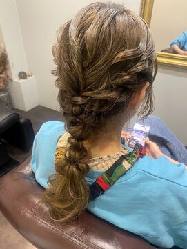 ウィーク 梅田(UiiC) お呼ばれヘア/ヘアセット/編み下ろし/ uiic umeda 白井舞美