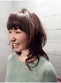 伸ばし中の方にもおすすめ!ふんわり軽いセミディ