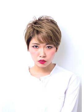 ピークアブー アヴェダ 池袋東武(PEEK-A-BOO AVEDA) 動きのあるショートスタイル