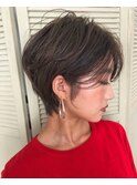 美髪マニッシュショートネイビーカラー