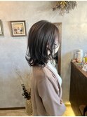 毛先を動かし柔らかミディアム