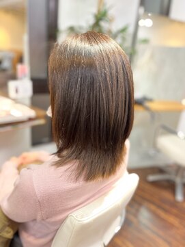 アトリエアルシュ(atelier ARCHE) くせ毛を縮毛矯正してツヤ髪外ハネミディアムレイヤー