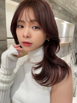 アイヴィ 表参道(IVY) ピンクブラウンくびれヘア【肥田亜沙美】