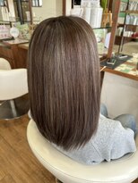 ジップ 浜田店(zip)&nbsp;白髪ぼかしハイライト × 30代軽やかミディアム