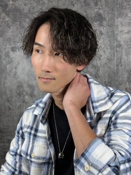 ヒロギンザバーバーショップ 新宿店(HIRO GINZA BARBER SHOP) ツイスパセンターパート