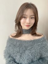 ウェイズ トウキョウ(Ways TOKYO) くびれミディアム　レイヤーカット　ウルフ　うすめ前髪　小顔