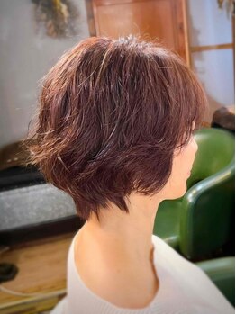 カラーズ 大月鳥沢店(COLORS)の写真/【30～50代*大人女性のお悩み解消】-10歳のツヤ髪が叶う♪自然なブラウンで暗くなりすぎず上品な仕上がりに