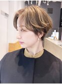 ショート美髪韓国ヘアおくれ毛前髪カット_ba376771