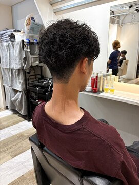 ルースト 京都河原町店(ROOST) ショートセンターパートルーズパーマ