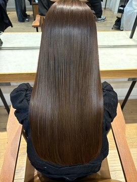 シルク バイ ルカ(SilQ by Luca) 感動のツヤ あなたの髪が見違える!ULTOWAトリートメント