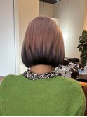 ルーツカラーホワイトピンクカラー×ブラックカラーまるみボブ