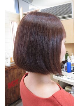 ヘアーギャラリー インディ(hair gallery indy) 前下がりボブ