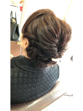 ヘアー クラージュ(hair courage) アレンジヘアー
