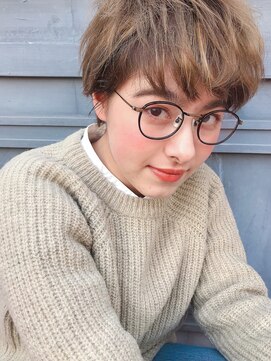 バズ(BUZZ) 外国の少年風ショート