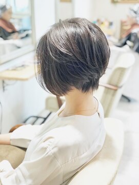 カルテット(Quartett) 【Quartett】前下がりふわボブ