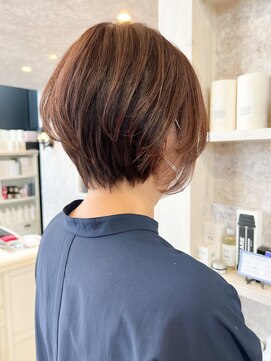 キャアリー(Caary) 福山市美容室Caary人気 ひし形スッキリふんわりショートヘア