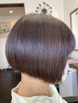 メイメーア(Ma Mere) ボブスタイル