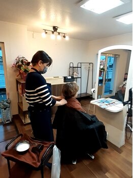 ツインズ アクトスリー 高木瀬店(ツインズ ACTスリー)の写真/≪女性スタイリストのみ☆≫技術はもちろん、気軽になんでも話やすい気さくな女性スタイリストが多数在籍!!