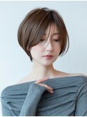 ショートボブ　イメチェン　前髪　20代30代　大人かわいい　丸顔