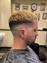 スカイマスターバーバー 渋谷(SKY MASTER BARBER) ミドルスキンフェード<理容室>【床屋/フェード/メンズカット】