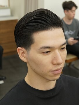 ザ チョップ ショップ ハラジュク(THE CHOP SHOP HARAJUKU) サイドパート + テーパー