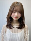 小顔 前髪 レイヤーカット ホワイトグレージュ"