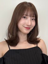 ノイ 銀座(noi)&nbsp;顔周りレイヤーカットミディアムレイヤーベージュカラー