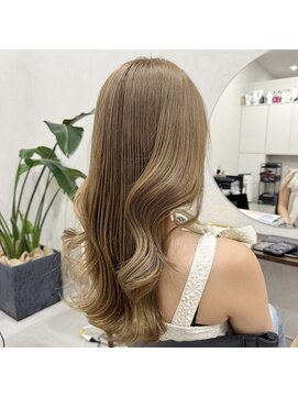 スターク(stark) ミルクティーベージュ／ベージュカラー/姫路